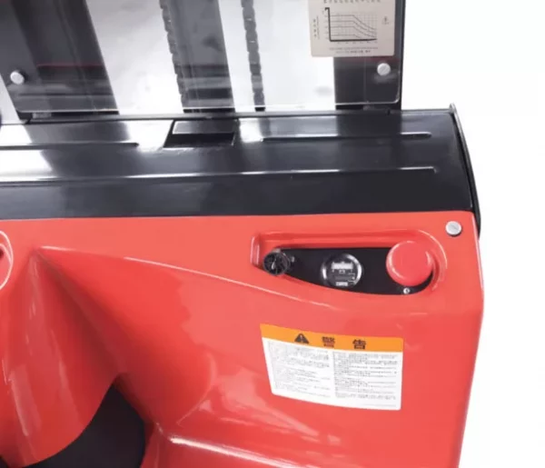 Фото 15 - Штабелер электрический самоходный EP Equipment ES20-WA PROFESSIONAL (Кислотный, 2W360, без платформы).